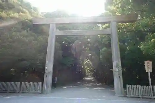 熱田神宮の鳥居