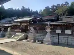 苗村神社の本殿