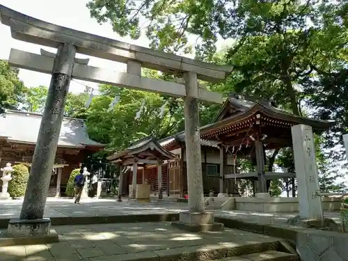 北金目神社の鳥居