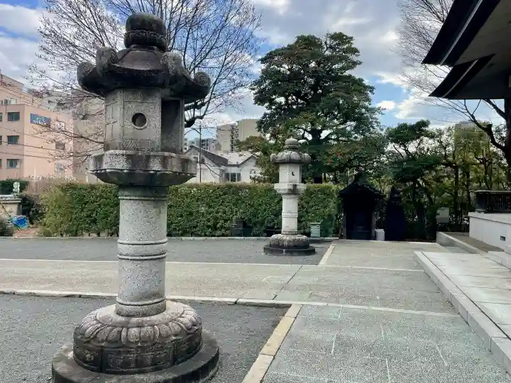西藏院の{uncategorized: "未分類", other: "その他", undefined: "問題あり", building: "その他建物", grave: "お墓", sacred_gate: "鳥居", guardian: "狛犬", statue: "像", buddha: "仏像", history: "歴史", nature: "自然", garden: "庭園", animal: "動物", pagoda: "塔", temizu: "手水舎", mountain_gate: "山門・神門", sanctuary: "本殿・本堂", subordinate: "末社・摂社", art: "芸術", scenery: "景色", jizo: "地蔵", ema: "絵馬", goshuin: "御朱印", omikuji: "おみくじ", items: "授与品その他", amulet: "お守り", goshuincho: "御朱印帳", eats: "食事", festival: "お祭り", votive_dance: "神楽", shichigosan: "七五三参", wedding: "結婚式", experience: "体験その他", initially: "初詣", around: "周辺", anti_infection: "感染症対策"}