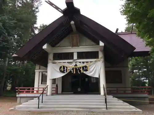 北広島市総鎮守　廣島神社の本殿