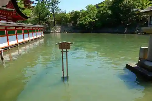 厳島神社の庭園