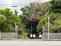 金武観音寺の{uncategorized: "未分類", other: "その他", undefined: "問題あり", building: "その他建物", grave: "お墓", sacred_gate: "鳥居", guardian: "狛犬", statue: "像", buddha: "仏像", history: "歴史", nature: "自然", garden: "庭園", animal: "動物", pagoda: "塔", temizu: "手水舎", mountain_gate: "山門・神門", sanctuary: "本殿・本堂", subordinate: "末社・摂社", art: "芸術", scenery: "景色", jizo: "地蔵", ema: "絵馬", goshuin: "御朱印", omikuji: "おみくじ", items: "授与品その他", amulet: "お守り", goshuincho: "御朱印帳", eats: "食事", festival: "お祭り", votive_dance: "神楽", shichigosan: "七五三参", wedding: "結婚式", experience: "体験その他", initially: "初詣", around: "周辺", anti_infection: "感染症対策"}