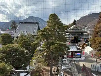 善光寺大勧進の{uncategorized: "未分類", other: "その他", undefined: "問題あり", building: "その他建物", grave: "お墓", sacred_gate: "鳥居", guardian: "狛犬", statue: "像", buddha: "仏像", history: "歴史", nature: "自然", garden: "庭園", animal: "動物", pagoda: "塔", temizu: "手水舎", mountain_gate: "山門・神門", sanctuary: "本殿・本堂", subordinate: "末社・摂社", art: "芸術", scenery: "景色", jizo: "地蔵", ema: "絵馬", goshuin: "御朱印", omikuji: "おみくじ", items: "授与品その他", amulet: "お守り", goshuincho: "御朱印帳", eats: "食事", festival: "お祭り", votive_dance: "神楽", shichigosan: "七五三参", wedding: "結婚式", experience: "体験その他", initially: "初詣", around: "周辺", anti_infection: "感染症対策"}