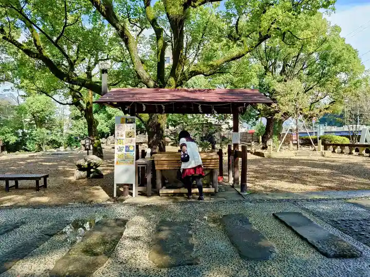 諫早神社(九州総守護 四面宮)の手水舎