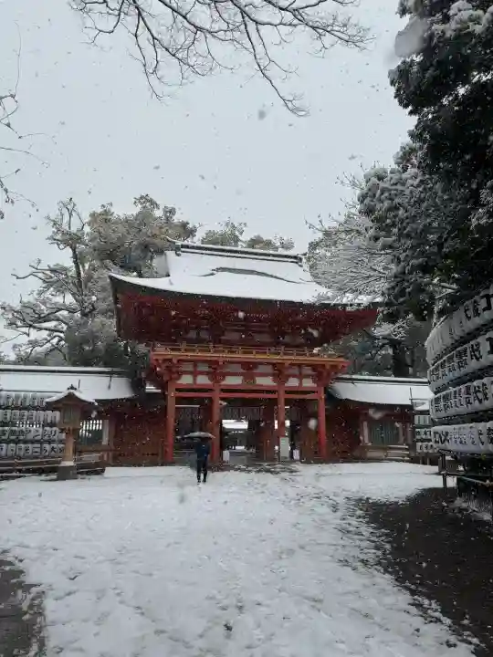 武蔵一宮氷川神社の{uncategorized: "未分類", other: "その他", undefined: "問題あり", building: "その他建物", grave: "お墓", sacred_gate: "鳥居", guardian: "狛犬", statue: "像", buddha: "仏像", history: "歴史", nature: "自然", garden: "庭園", animal: "動物", pagoda: "塔", temizu: "手水舎", mountain_gate: "山門・神門", sanctuary: "本殿・本堂", subordinate: "末社・摂社", art: "芸術", scenery: "景色", jizo: "地蔵", ema: "絵馬", goshuin: "御朱印", omikuji: "おみくじ", items: "授与品その他", amulet: "お守り", goshuincho: "御朱印帳", eats: "食事", festival: "お祭り", votive_dance: "神楽", shichigosan: "七五三参", wedding: "結婚式", experience: "体験その他", initially: "初詣", around: "周辺", anti_infection: "感染症対策"}