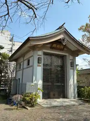 八剱八幡神社の{uncategorized: "未分類", other: "その他", undefined: "問題あり", building: "その他建物", grave: "お墓", sacred_gate: "鳥居", guardian: "狛犬", statue: "像", buddha: "仏像", history: "歴史", nature: "自然", garden: "庭園", animal: "動物", pagoda: "塔", temizu: "手水舎", mountain_gate: "山門・神門", sanctuary: "本殿・本堂", subordinate: "末社・摂社", art: "芸術", scenery: "景色", jizo: "地蔵", ema: "絵馬", goshuin: "御朱印", omikuji: "おみくじ", items: "授与品その他", amulet: "お守り", goshuincho: "御朱印帳", eats: "食事", festival: "お祭り", votive_dance: "神楽", shichigosan: "七五三参", wedding: "結婚式", experience: "体験その他", initially: "初詣", around: "周辺", anti_infection: "感染症対策"}
