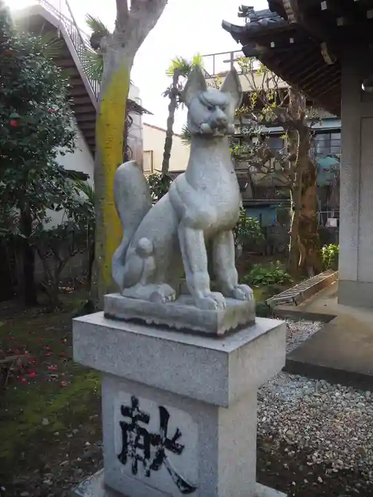 椎木稲荷神社の狛犬