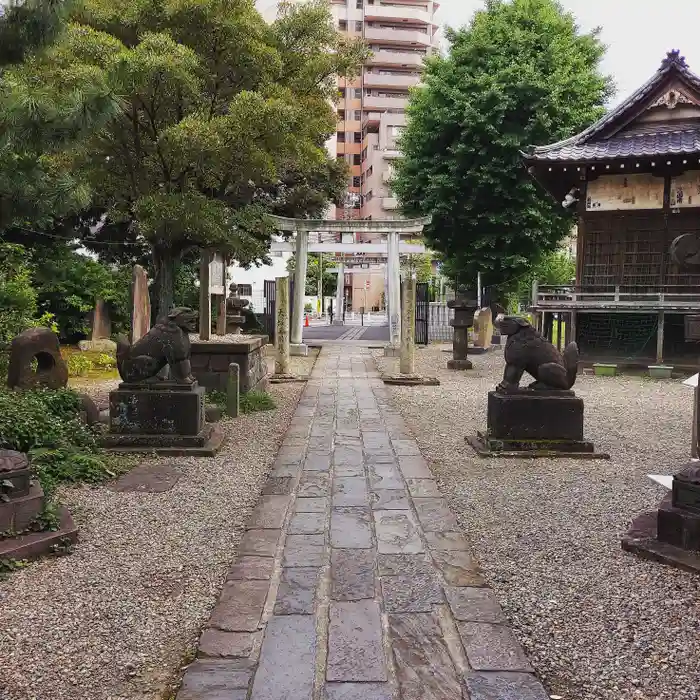 三囲神社の建物その他