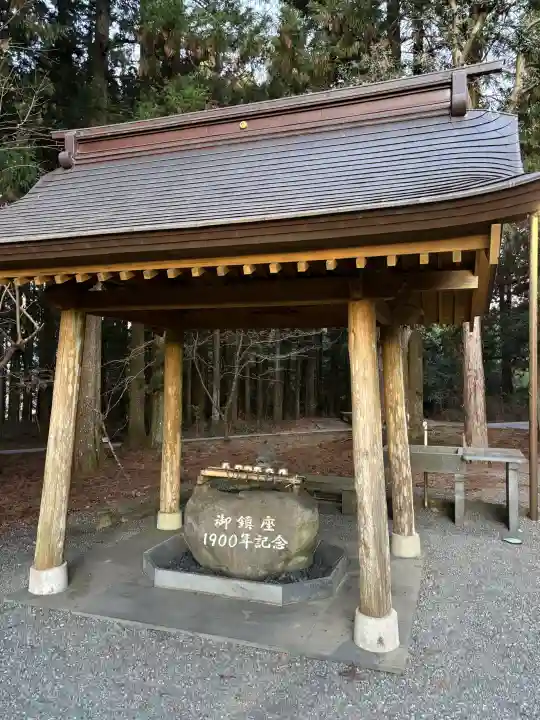 山宮浅間神社の{uncategorized: "未分類", other: "その他", undefined: "問題あり", building: "その他建物", grave: "お墓", sacred_gate: "鳥居", guardian: "狛犬", statue: "像", buddha: "仏像", history: "歴史", nature: "自然", garden: "庭園", animal: "動物", pagoda: "塔", temizu: "手水舎", mountain_gate: "山門・神門", sanctuary: "本殿・本堂", subordinate: "末社・摂社", art: "芸術", scenery: "景色", jizo: "地蔵", ema: "絵馬", goshuin: "御朱印", omikuji: "おみくじ", items: "授与品その他", amulet: "お守り", goshuincho: "御朱印帳", eats: "食事", festival: "お祭り", votive_dance: "神楽", shichigosan: "七五三参", wedding: "結婚式", experience: "体験その他", initially: "初詣", around: "周辺", anti_infection: "感染症対策"}