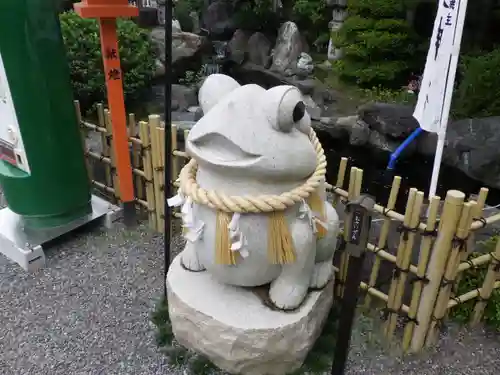 尾張猿田彦神社の狛犬