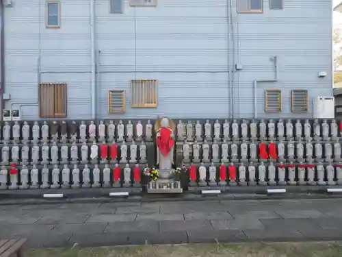 功徳院　東京別院の地蔵