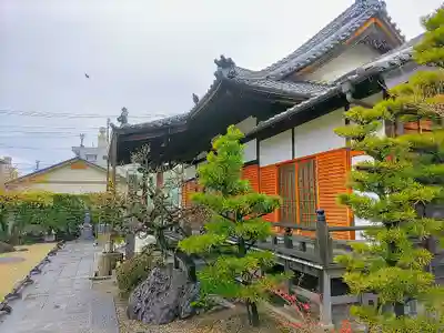 長全寺の本殿・本堂