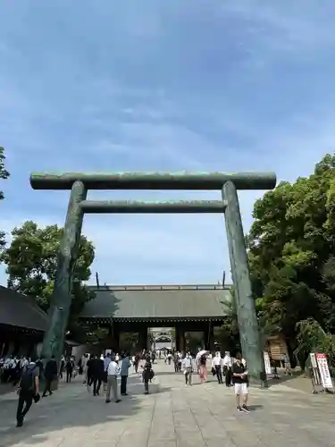 靖國神社の鳥居