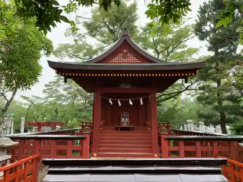 鶴岡八幡宮の末社・摂社