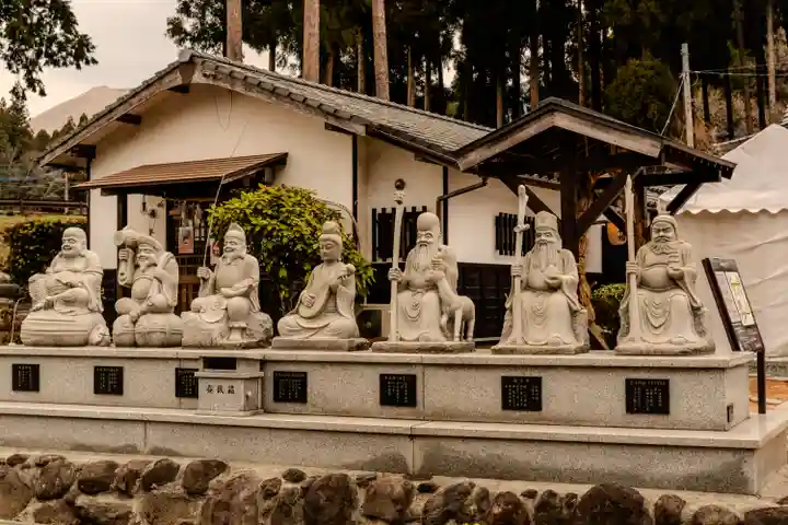 阿蘇白水龍神權現~白蛇神社~(熊本県)