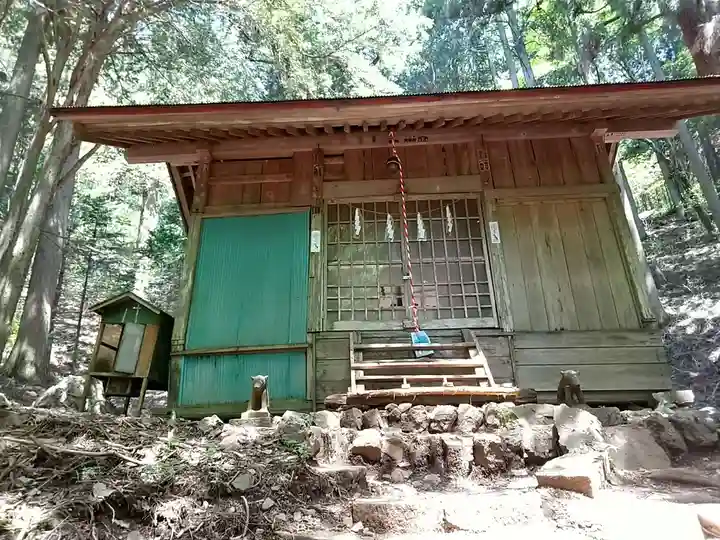 大嶽神社の本殿・本堂