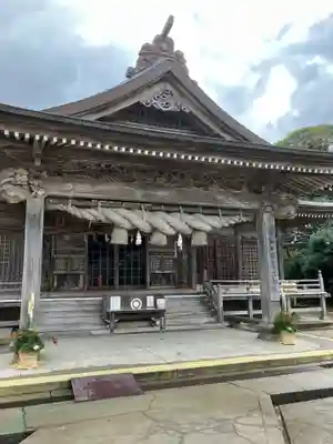 神﨑神社の本殿・本堂