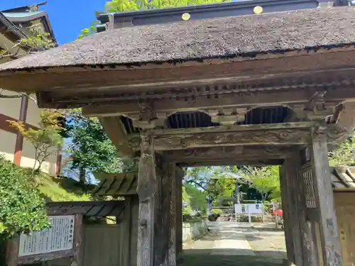 清澄寺の山門