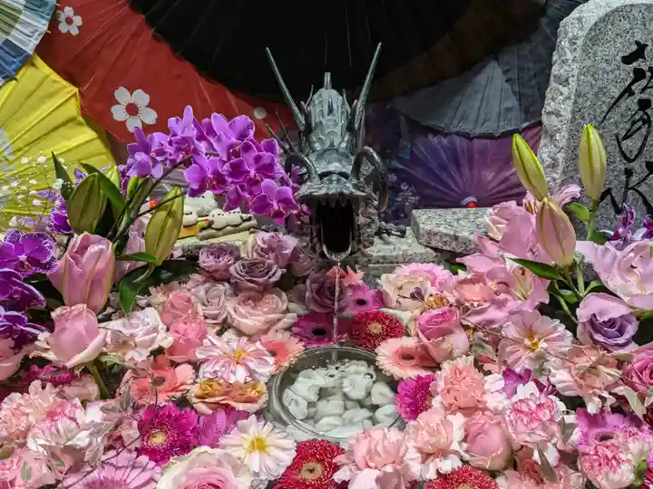 札幌諏訪神社の手水舎