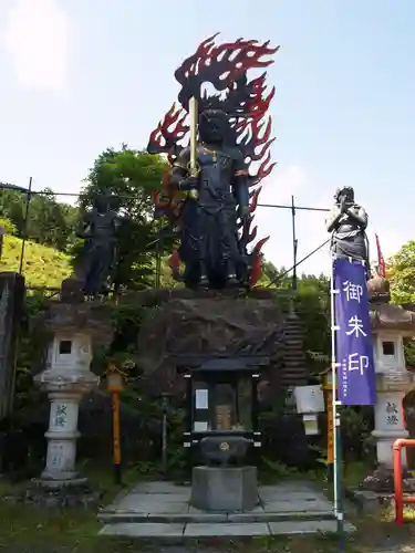 金剛山瑞峰寺 奥之院の仏像