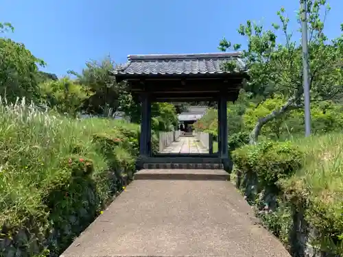 禅定寺の山門・神門