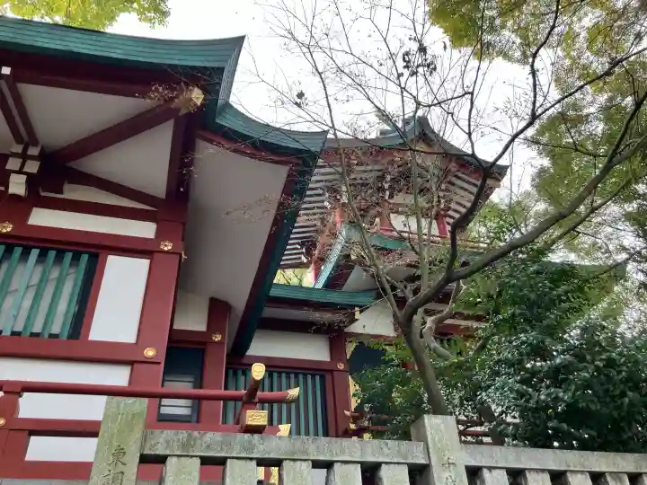 多摩川浅間神社の{uncategorized: "未分類", other: "その他", undefined: "問題あり", building: "その他建物", grave: "お墓", sacred_gate: "鳥居", guardian: "狛犬", statue: "像", buddha: "仏像", history: "歴史", nature: "自然", garden: "庭園", animal: "動物", pagoda: "塔", temizu: "手水舎", mountain_gate: "山門・神門", sanctuary: "本殿・本堂", subordinate: "末社・摂社", art: "芸術", scenery: "景色", jizo: "地蔵", ema: "絵馬", goshuin: "御朱印", omikuji: "おみくじ", items: "授与品その他", amulet: "お守り", goshuincho: "御朱印帳", eats: "食事", festival: "お祭り", votive_dance: "神楽", shichigosan: "七五三参", wedding: "結婚式", experience: "体験その他", initially: "初詣", around: "周辺", anti_infection: "感染症対策"}