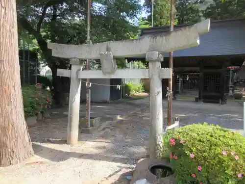 初鹿野諏訪神社の鳥居