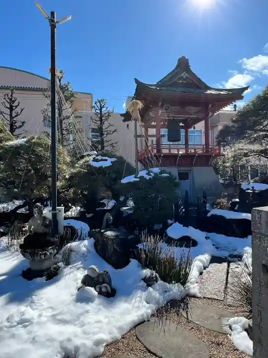 金剛院(沼田成田不動尊)の{uncategorized: "未分類", other: "その他", undefined: "問題あり", building: "その他建物", grave: "お墓", sacred_gate: "鳥居", guardian: "狛犬", statue: "像", buddha: "仏像", history: "歴史", nature: "自然", garden: "庭園", animal: "動物", pagoda: "塔", temizu: "手水舎", mountain_gate: "山門・神門", sanctuary: "本殿・本堂", subordinate: "末社・摂社", art: "芸術", scenery: "景色", jizo: "地蔵", ema: "絵馬", goshuin: "御朱印", omikuji: "おみくじ", items: "授与品その他", amulet: "お守り", goshuincho: "御朱印帳", eats: "食事", festival: "お祭り", votive_dance: "神楽", shichigosan: "七五三参", wedding: "結婚式", experience: "体験その他", initially: "初詣", around: "周辺", anti_infection: "感染症対策"}