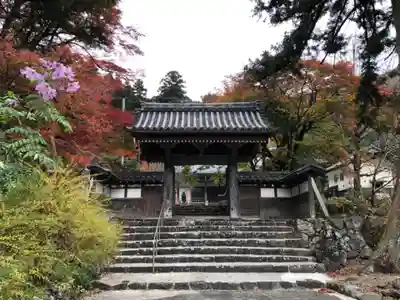 悉地院の山門・神門