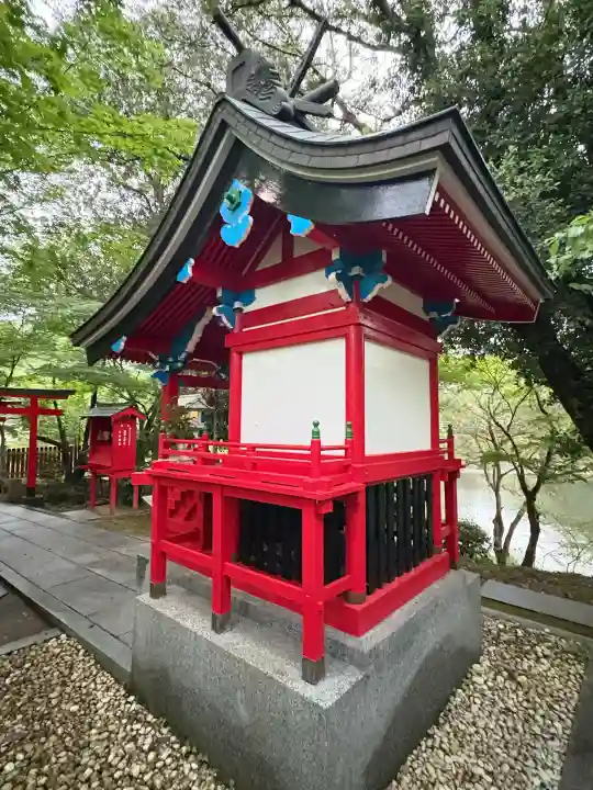 玉嶋辨財天の{uncategorized: "未分類", other: "その他", undefined: "問題あり", building: "その他建物", grave: "お墓", sacred_gate: "鳥居", guardian: "狛犬", statue: "像", buddha: "仏像", history: "歴史", nature: "自然", garden: "庭園", animal: "動物", pagoda: "塔", temizu: "手水舎", mountain_gate: "山門・神門", sanctuary: "本殿・本堂", subordinate: "末社・摂社", art: "芸術", scenery: "景色", jizo: "地蔵", ema: "絵馬", goshuin: "御朱印", omikuji: "おみくじ", items: "授与品その他", amulet: "お守り", goshuincho: "御朱印帳", eats: "食事", festival: "お祭り", votive_dance: "神楽", shichigosan: "七五三参", wedding: "結婚式", experience: "体験その他", initially: "初詣", around: "周辺", anti_infection: "感染症対策"}