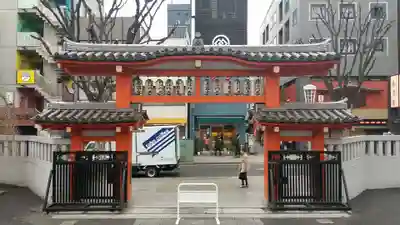 善國寺の山門・神門