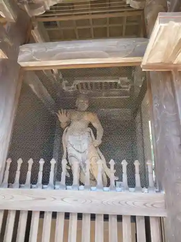 渡岸寺観音堂（向源寺）の仏像