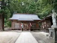 白和瀬神社の本殿