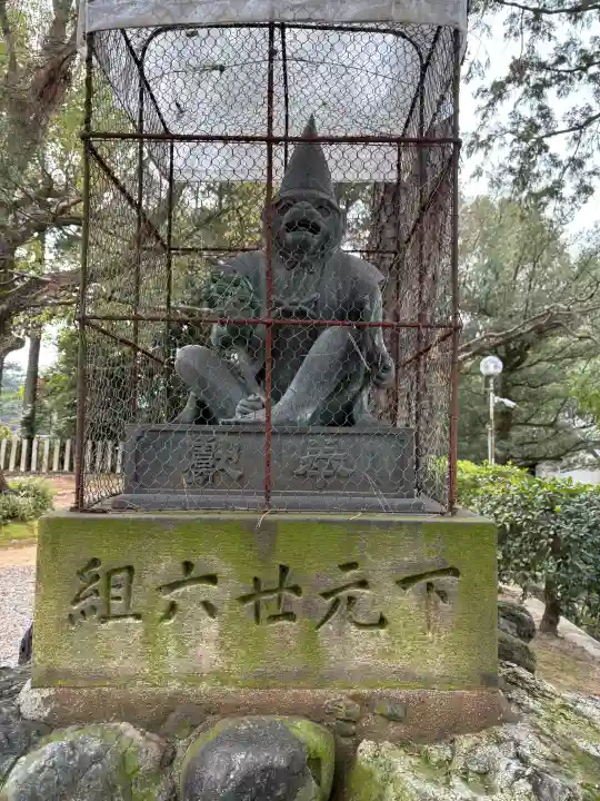 新日吉神宮の{uncategorized: "未分類", other: "その他", undefined: "問題あり", building: "その他建物", grave: "お墓", sacred_gate: "鳥居", guardian: "狛犬", statue: "像", buddha: "仏像", history: "歴史", nature: "自然", garden: "庭園", animal: "動物", pagoda: "塔", temizu: "手水舎", mountain_gate: "山門・神門", sanctuary: "本殿・本堂", subordinate: "末社・摂社", art: "芸術", scenery: "景色", jizo: "地蔵", ema: "絵馬", goshuin: "御朱印", omikuji: "おみくじ", items: "授与品その他", amulet: "お守り", goshuincho: "御朱印帳", eats: "食事", festival: "お祭り", votive_dance: "神楽", shichigosan: "七五三参", wedding: "結婚式", experience: "体験その他", initially: "初詣", around: "周辺", anti_infection: "感染症対策"}