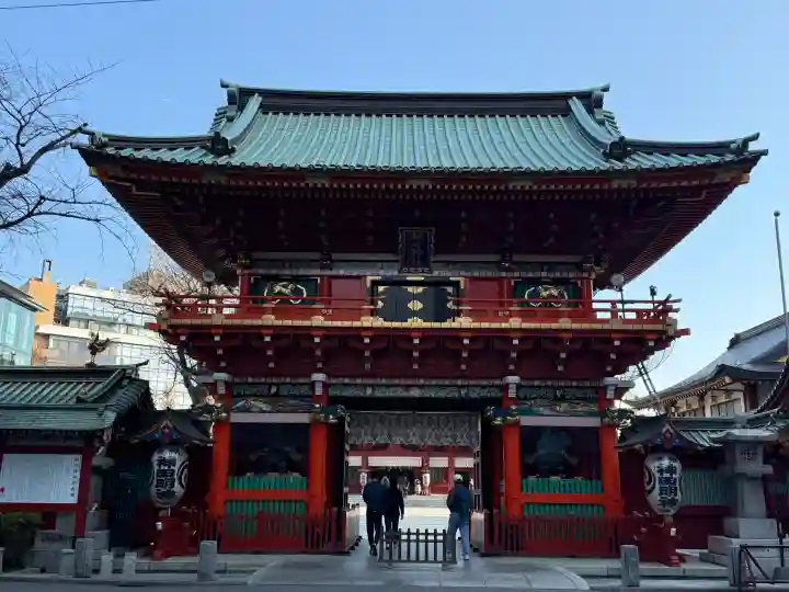神田神社(神田明神)の{uncategorized: "未分類", other: "その他", undefined: "問題あり", building: "その他建物", grave: "お墓", sacred_gate: "鳥居", guardian: "狛犬", statue: "像", buddha: "仏像", history: "歴史", nature: "自然", garden: "庭園", animal: "動物", pagoda: "塔", temizu: "手水舎", mountain_gate: "山門・神門", sanctuary: "本殿・本堂", subordinate: "末社・摂社", art: "芸術", scenery: "景色", jizo: "地蔵", ema: "絵馬", goshuin: "御朱印", omikuji: "おみくじ", items: "授与品その他", amulet: "お守り", goshuincho: "御朱印帳", eats: "食事", festival: "お祭り", votive_dance: "神楽", shichigosan: "七五三参", wedding: "結婚式", experience: "体験その他", initially: "初詣", around: "周辺", anti_infection: "感染症対策"}
