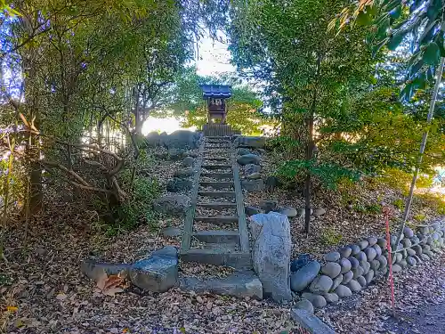 二ツ杁神明社の末社・摂社