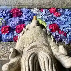 滑川神社 - 仕事と子どもの守り神の手水