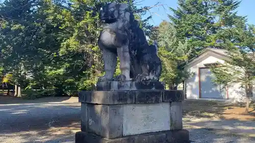 鹿追神社の狛犬