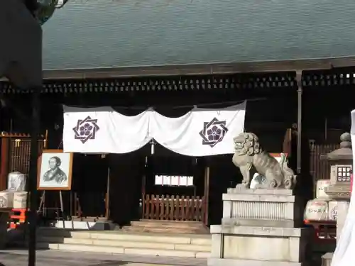 京都霊山護國神社の本殿・本堂