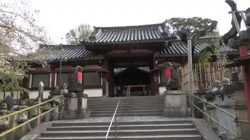 氷室神社の山門・神門