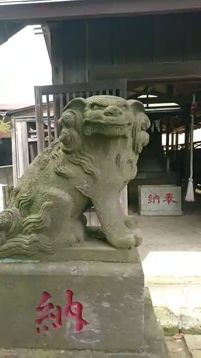 入日神社の狛犬