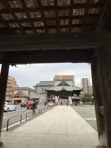 成田山川越別院の山門・神門