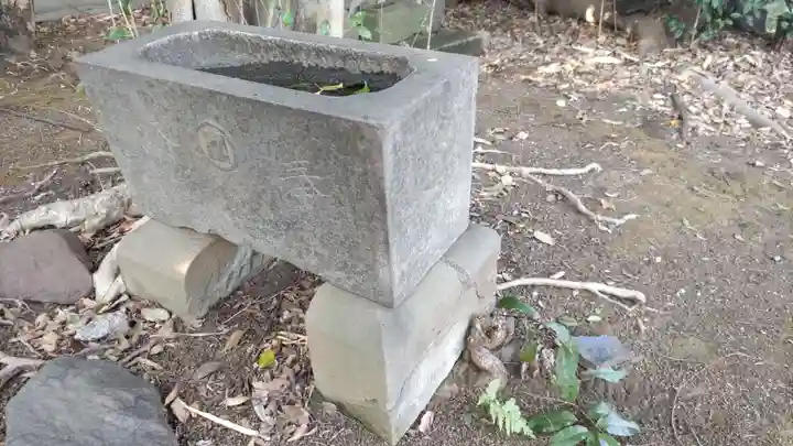 大日如来尊の手水舎