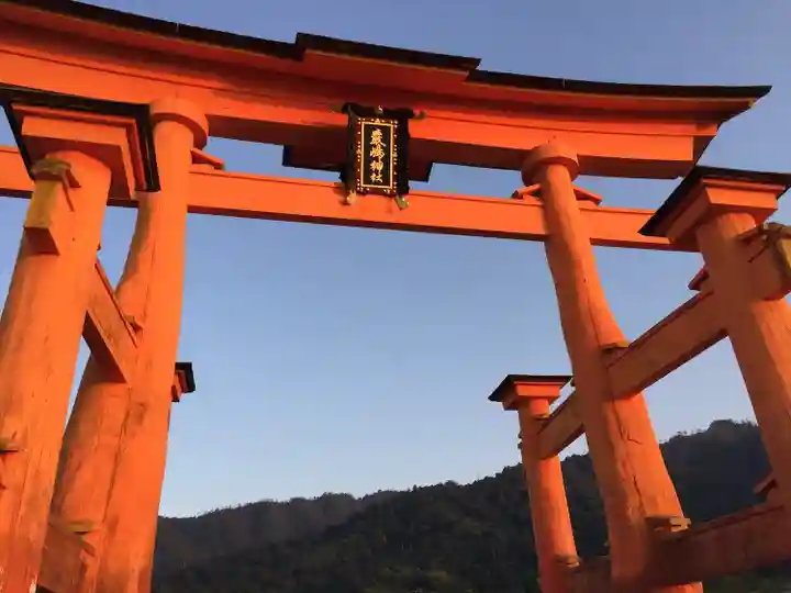 厳島神社(広島県)