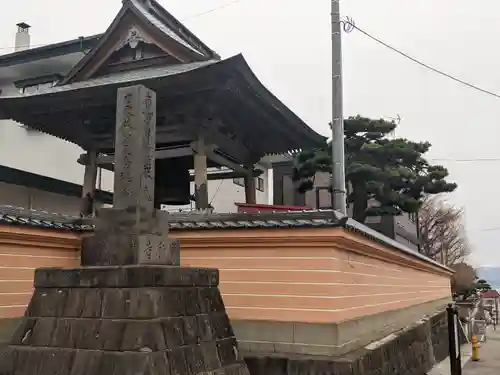 実行寺の塔