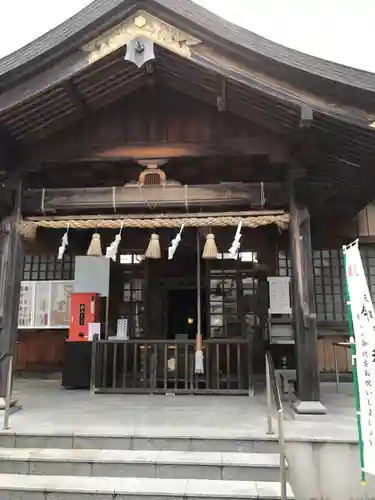 出世稻荷神社の本殿