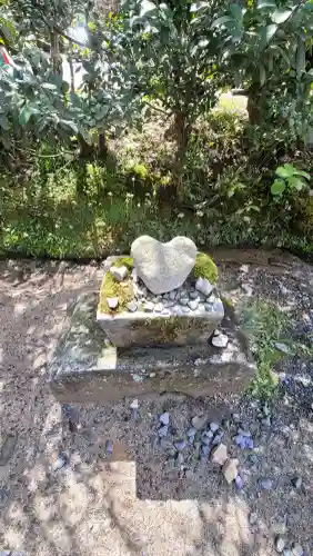 御岩神社の{uncategorized: "未分類", other: "その他", undefined: "問題あり", building: "その他建物", grave: "お墓", sacred_gate: "鳥居", guardian: "狛犬", statue: "像", buddha: "仏像", history: "歴史", nature: "自然", garden: "庭園", animal: "動物", pagoda: "塔", temizu: "手水舎", mountain_gate: "山門・神門", sanctuary: "本殿・本堂", subordinate: "末社・摂社", art: "芸術", scenery: "景色", jizo: "地蔵", ema: "絵馬", goshuin: "御朱印", omikuji: "おみくじ", items: "授与品その他", amulet: "お守り", goshuincho: "御朱印帳", eats: "食事", festival: "お祭り", votive_dance: "神楽", shichigosan: "七五三参", wedding: "結婚式", experience: "体験その他", initially: "初詣", around: "周辺", anti_infection: "感染症対策"}