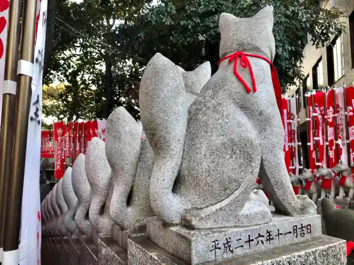 豊川稲荷東京別院の狛犬