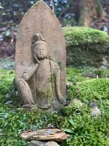 御岩神社の仏像